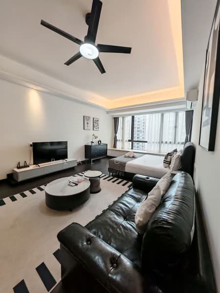 Kondominium untuk Dijual di R&F Princess Cove Phase 2-Seine Region - Real Chew - Living Room - PropertyGuru.com.my