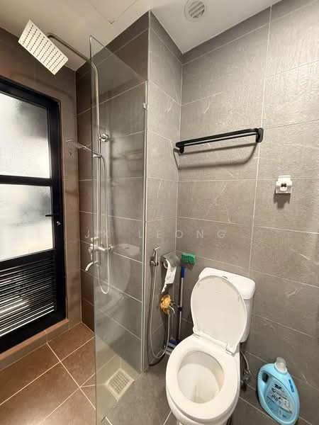 Servis Apartment untuk Disewa di Maxim Residences - JK Leong - Bathroom - PropertyGuru.com.my