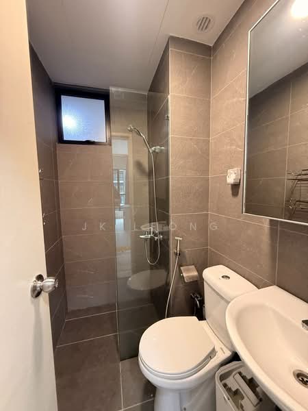 Servis Apartment untuk Disewa di Maxim Residences - JK Leong - Bathroom - PropertyGuru.com.my