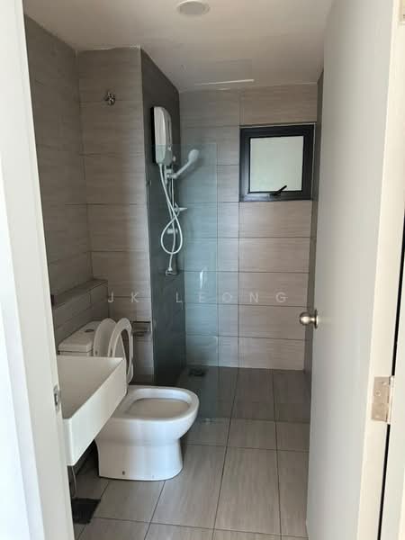 Servis Apartment untuk Disewa di Maxim Residences - JK Leong - Bathroom - PropertyGuru.com.my