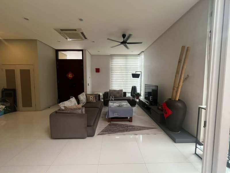 Bungalow for Rent in Ampang Jaya (Ampang) - Diren Tee - Living Room - PropertyGuru.com.my