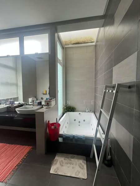 Bungalow for Rent in Ampang Jaya (Ampang) - Diren Tee - Bathroom - PropertyGuru.com.my