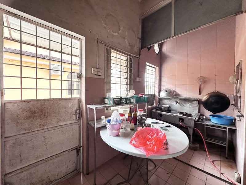 Shop for Rent in Kampar (Perak) - Kevin Chai - Kitchen - PropertyGuru.com.my