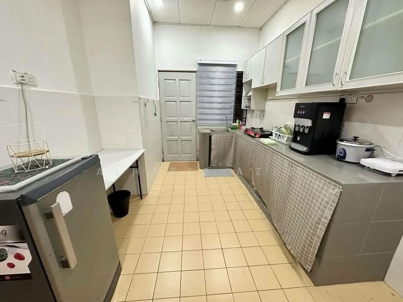 Terraced House for Sale in Taman Bukit Dahlia (Pasir Gudang) - ALHAFIZ AZIS - Kitchen - PropertyGuru.com.my