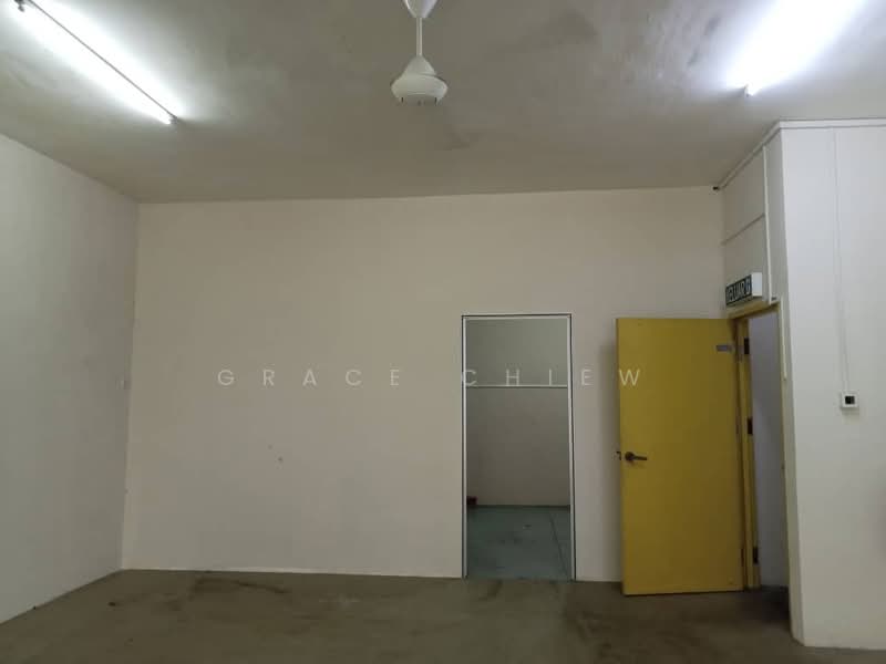Shop / Office for Rent in Taman Mount Austin (Tebrau) - Grace Chiew - Interior - PropertyGuru.com.my