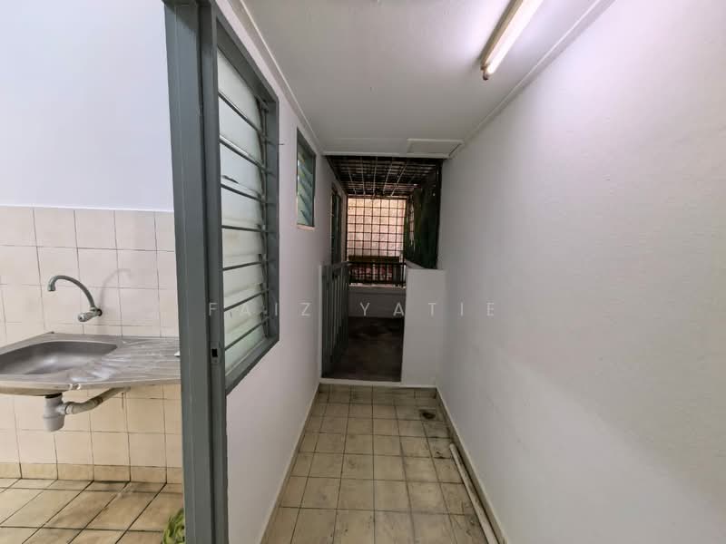 Pangsapuri untuk Disewa di Suria Apartment - Faiz Yatie - PropertyGuru.com.my