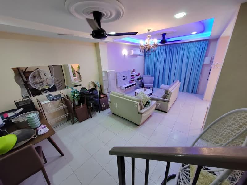 Rumah Teres 2 Tingkat untuk Dijual di Taman Intan Baiduri (Sepang) - Aqillah Razali - Living Room - PropertyGuru.com.my