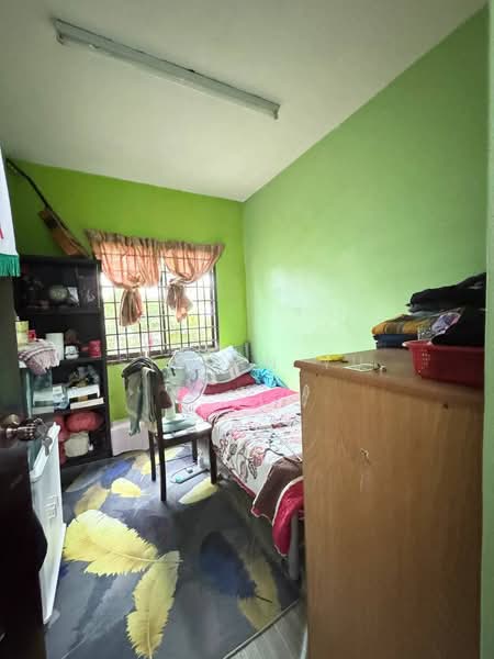 Rumah Flat untuk Dijual di Bandar Baru Permas Jaya - Stefan Yu - Bedroom - PropertyGuru.com.my