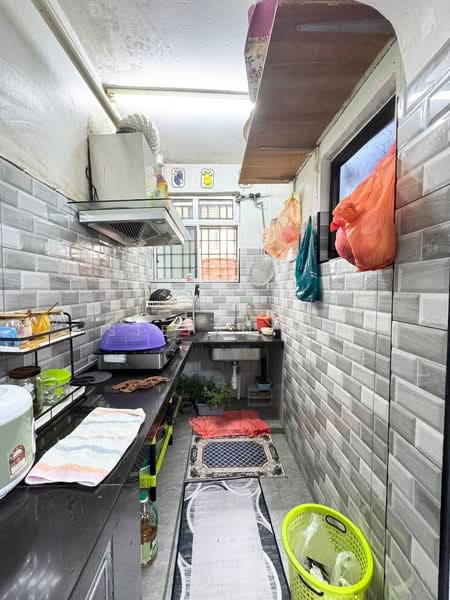 Rumah Flat untuk Dijual di Bandar Baru Permas Jaya - Stefan Yu - Kitchen - PropertyGuru.com.my