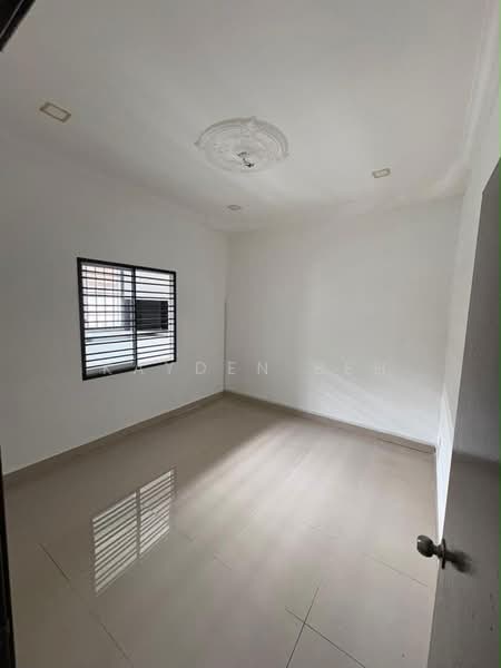 1-storey Terraced House for Sale in Taman Ungku Tun Aminah (Skudai) - Kayden Beh - PropertyGuru.com.my