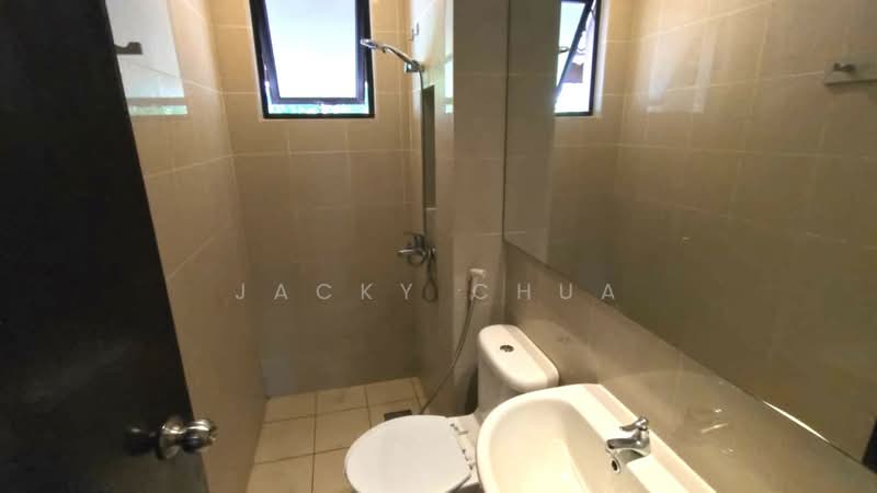 2-storey Terraced House for Rent in Leisure Farm (Gelang Patah) - Jacky Chua - Bathroom - PropertyGuru.com.my