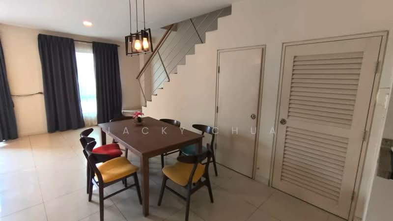 2-storey Terraced House for Rent in Leisure Farm (Gelang Patah) - Jacky Chua - Dining Room - PropertyGuru.com.my