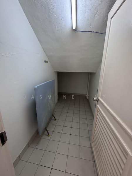 Kondominium untuk Disewa di Bungaraya Condominium - Jasmine Yap - Interior - PropertyGuru.com.my