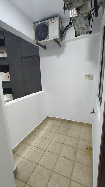 Kondominium untuk Dijual di Molek Pine 1 - Patricia Ooi - PropertyGuru.com.my
