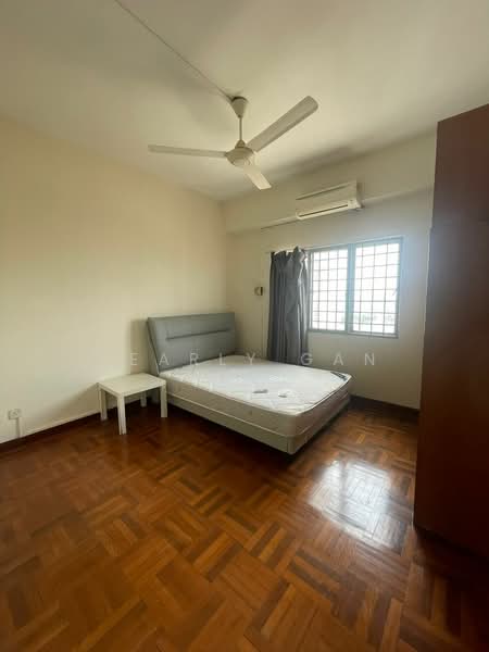 Condominium for Rent at Ridzuan Condominium - Pearly Gan - Bedroom - PropertyGuru.com.my