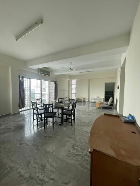 Condominium for Rent at Ridzuan Condominium - Pearly Gan - Living Room - PropertyGuru.com.my