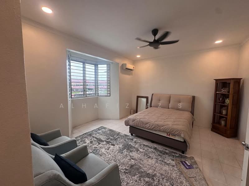 2-storey Terraced House for Sale in Taman Puteri Indah (Batu Pahat) - ALHAFIZ AZIS - Bedroom - PropertyGuru.com.my