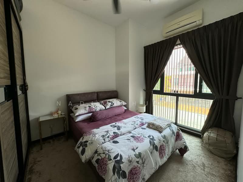 3-storey Terraced House for Sale in Denai Alam (Shah Alam) - Nadia Shukri - Bedroom - PropertyGuru.com.my