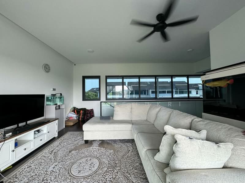 3-storey Terraced House for Sale in Denai Alam (Shah Alam) - Nadia Shukri - Living Room - PropertyGuru.com.my