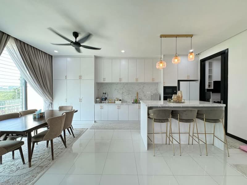 3-storey Terraced House for Sale in Denai Alam (Shah Alam) - Nadia Shukri - Kitchen - PropertyGuru.com.my