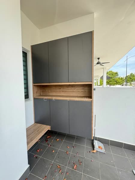 Rumah Teres 2-Tingkat untuk Dijual di Eco Forest (Semenyih) - CK Law - Balcony - PropertyGuru.com.my