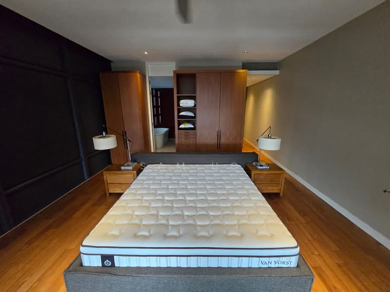 Kondominium untuk Disewa di Condominium @ The Troika - Sam Ho - Bedroom - PropertyGuru.com.my