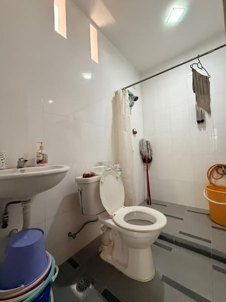 Bungalow for Sale in Ampang Jaya (Ampang) - Anna H - Bathroom - PropertyGuru.com.my