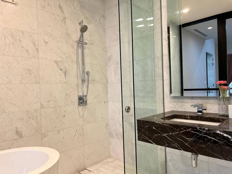 Servis Apartment untuk Disewa di Banyan Tree Signatures - Ivan Lau - Bathroom - PropertyGuru.com.my