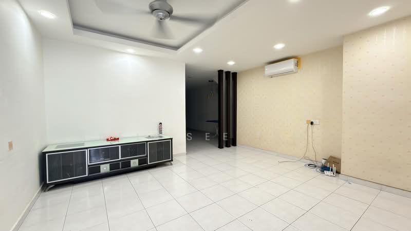 Townhouse for Rent in Raja Uda (Butterworth) - Adele See Thoe - Living Room - PropertyGuru.com.my