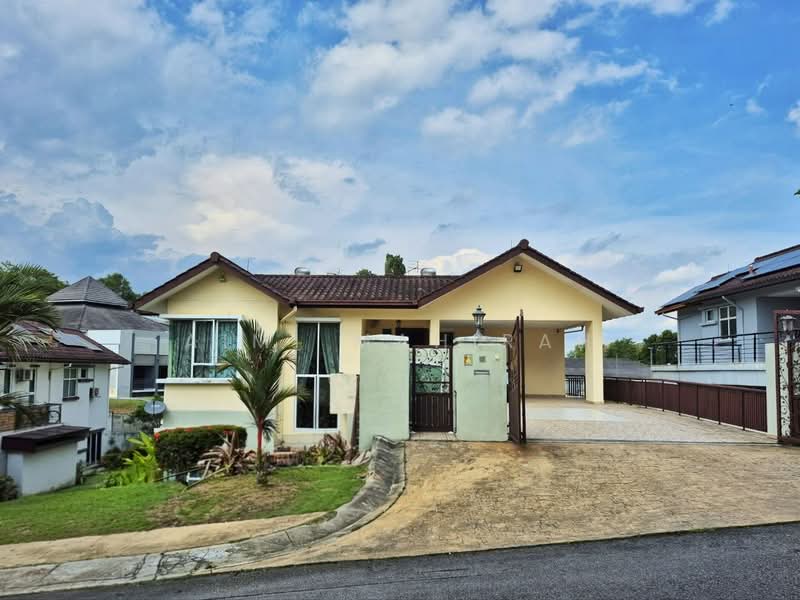 Rumah Banglo untuk Dijual di Kayangan Heights (Shah Alam) - Aimi Mahirah - Exterior - PropertyGuru.com.my