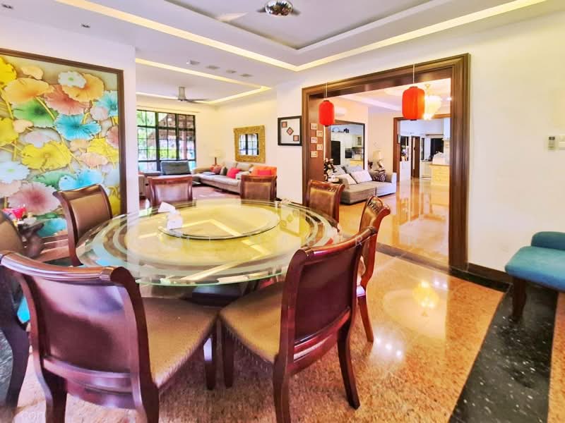 Rumah Banglo untuk Dijual di Kayangan Heights (Shah Alam) - Aimi Mahirah - Dining Room - PropertyGuru.com.my