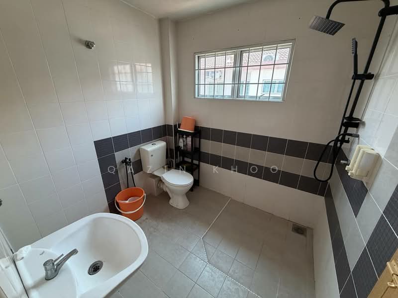 Rumah Teres 2 Tingkat untuk Dijual di Bandar Seri Botani (Ipoh) - Qazin Khoo - Bathroom - PropertyGuru.com.my