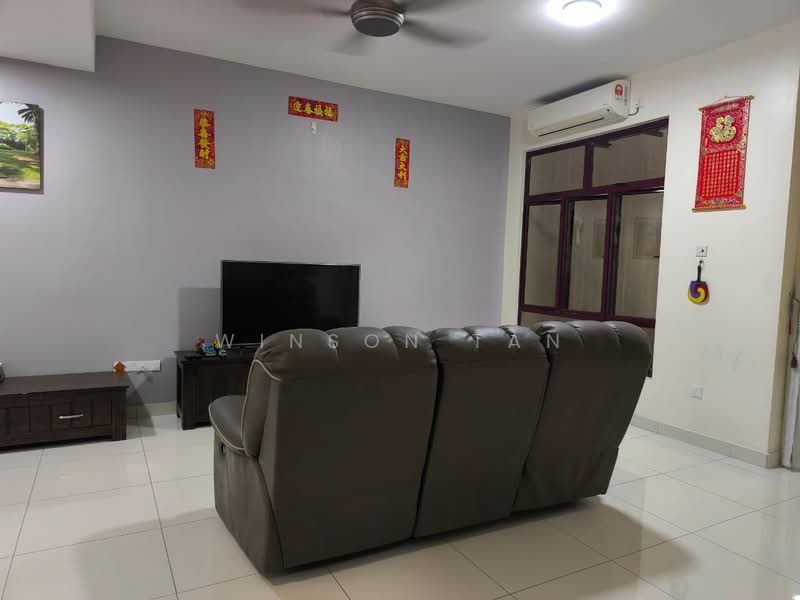Rumah Teres 2 Tingkat untuk Dijual di Taman Mutiara Rini (Skudai) - Winson Tan - Living Room - PropertyGuru.com.my