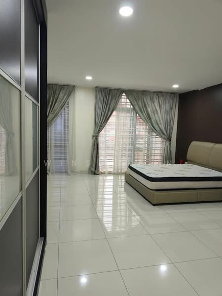 Rumah Teres 2 Tingkat untuk Dijual di Taman Mutiara Rini (Skudai) - Winson Tan - Bedroom - PropertyGuru.com.my