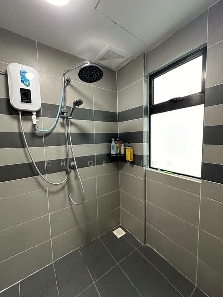 Servis Apartment untuk Disewa di G Residence - Chloe Ying - Bathroom - PropertyGuru.com.my