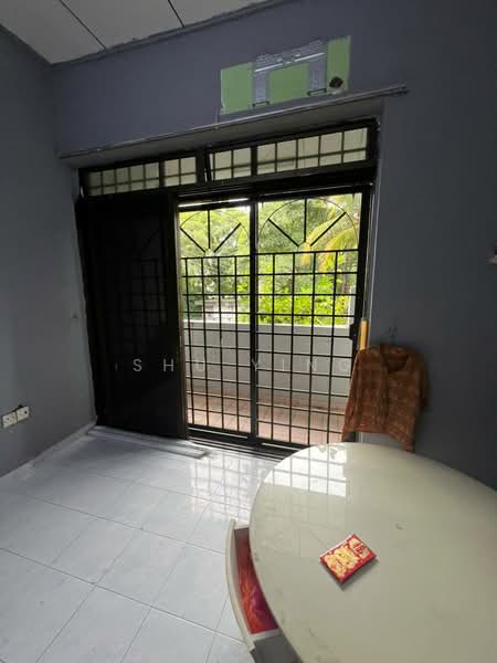 2-storey Terraced House for Sale in Taman Megah Ria (Masai) - Shu Ying - Dining Room - PropertyGuru.com.my