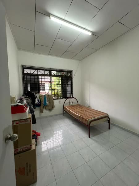 2-storey Terraced House for Sale in Taman Megah Ria (Masai) - Shu Ying - Bedroom - PropertyGuru.com.my