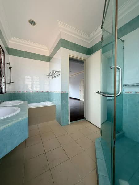 Bungalow for Sale in Ampang Jaya (Ampang) - Anna H - Bathroom - PropertyGuru.com.my