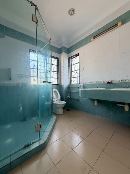Bungalow for Sale in Ampang Jaya (Ampang) - Anna H - Bathroom - PropertyGuru.com.my