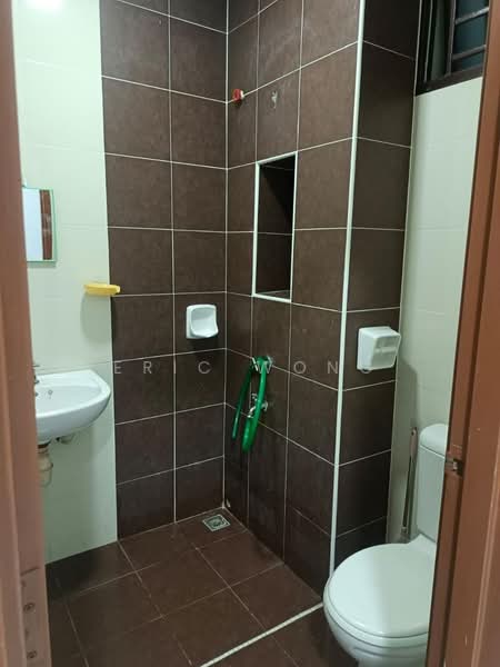 Rumah Teres 2-Tingkat untuk Disewa di Bandar Dato Onn (Tebrau) - Eric Wong - PropertyGuru.com.my