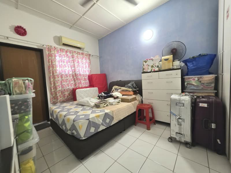2-storey Terraced House for Sale in Taman Desa Aman (Cheras) - Ken Lew - Bedroom - PropertyGuru.com.my