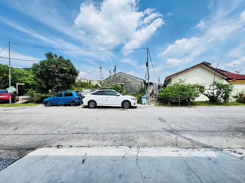 Rumah Teres 1 Tingkat untuk Dijual di Puchong (Selangor) - Aqillah Razali - Exterior - PropertyGuru.com.my