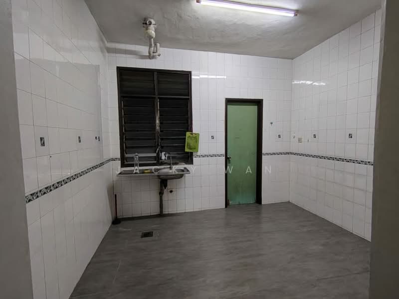 Apartment for Rent at Subang Perdana Goodyear Court 9 - Jacky Wan - Kitchen - PropertyGuru.com.my
