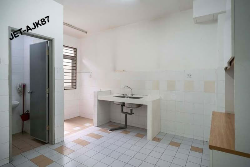 2-storey Terraced House for Rent in Setia Impian (Setia Alam) - Andrew Ang - Kitchen - PropertyGuru.com.my