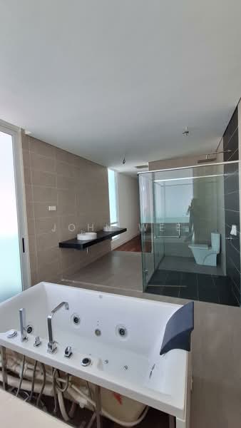 Semi-Detached House for Sale in Bandar Kinrara Seksyen 1 (Bandar Kinrara) - John Wee - Bathroom - PropertyGuru.com.my