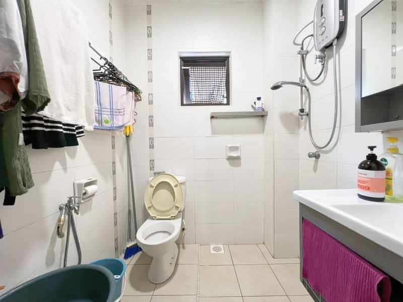 Semi-Detached House for Sale in Bandar Sungai Long (Selangor) - Nick Wong - Bathroom - PropertyGuru.com.my
