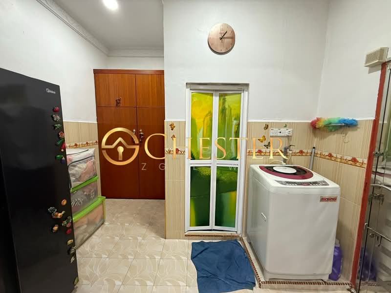 Rumah Teres 1-Tingkat untuk Dijual di Parit Raja (Sri Gading) - ZG Law - PropertyGuru.com.my