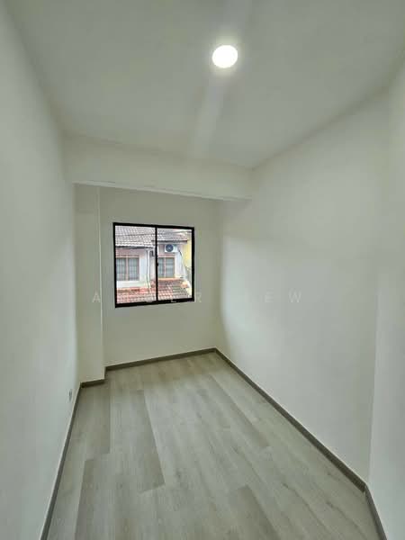 2-storey Terraced House for Sale in Bandar Seri Alam (Masai) - Amber Hew - Interior - PropertyGuru.com.my