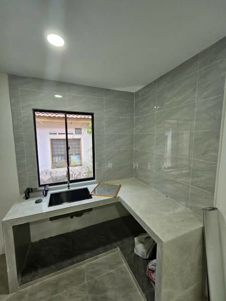2-storey Terraced House for Sale in Bandar Seri Alam (Masai) - Amber Hew - Kitchen - PropertyGuru.com.my