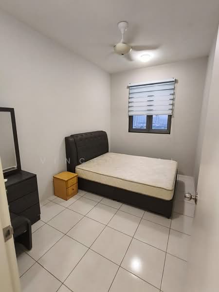 Pangsapuri untuk Disewa di Residensi Seri Wahyu - Vincent Lai - Bedroom - PropertyGuru.com.my